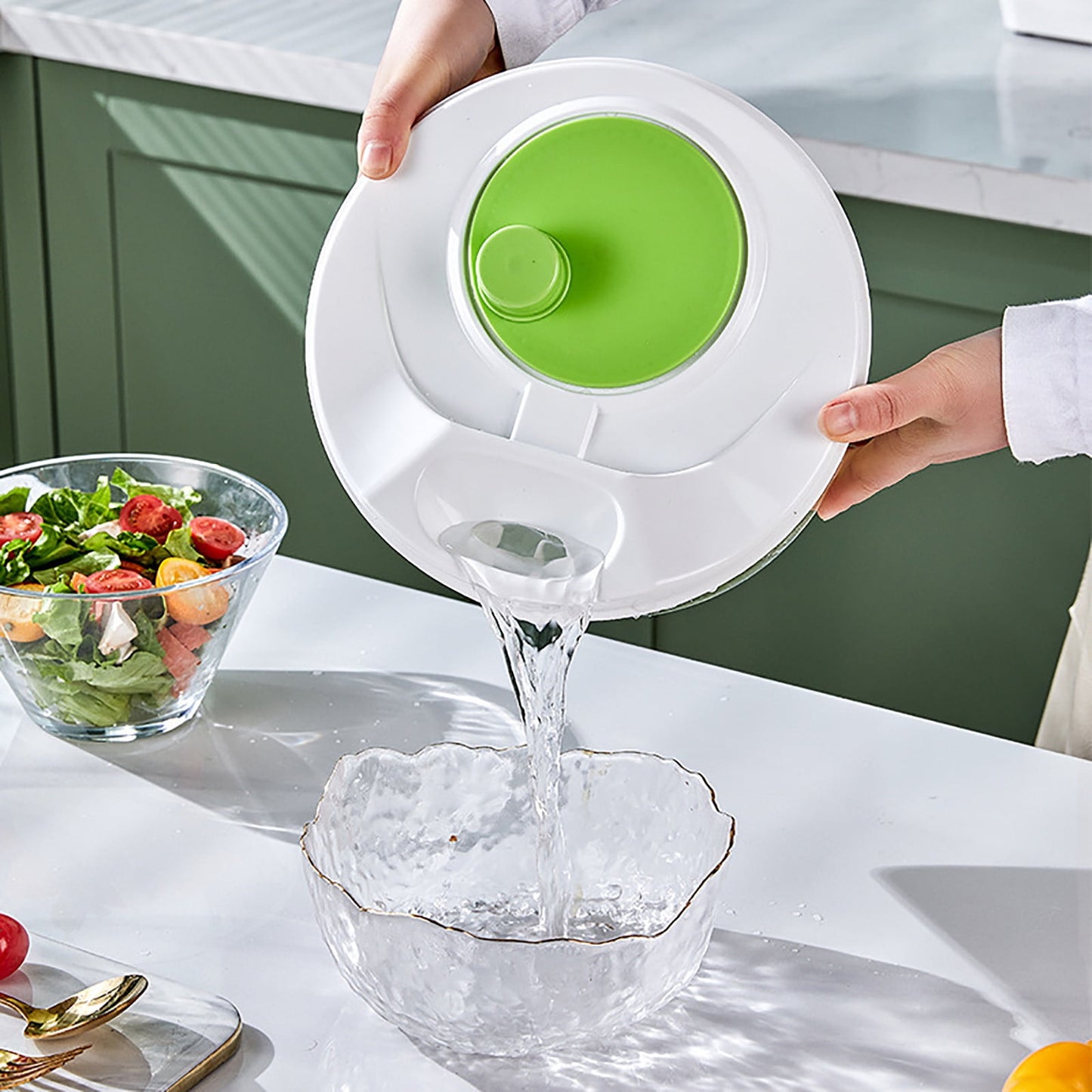 Fortune Candy 3L Multifunctional Vegetable Spinner and Grater, Compact Salad Strainer Bowl for Quick Prep, Easy to Clean, Lightweight Kitchen Gadget